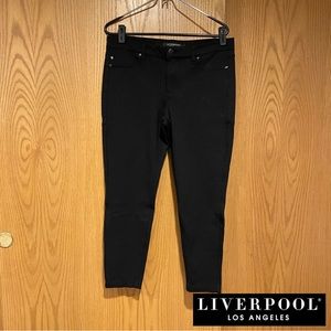 Liverpool Jeans with front and back pockets, Black, Size 8P (petite)